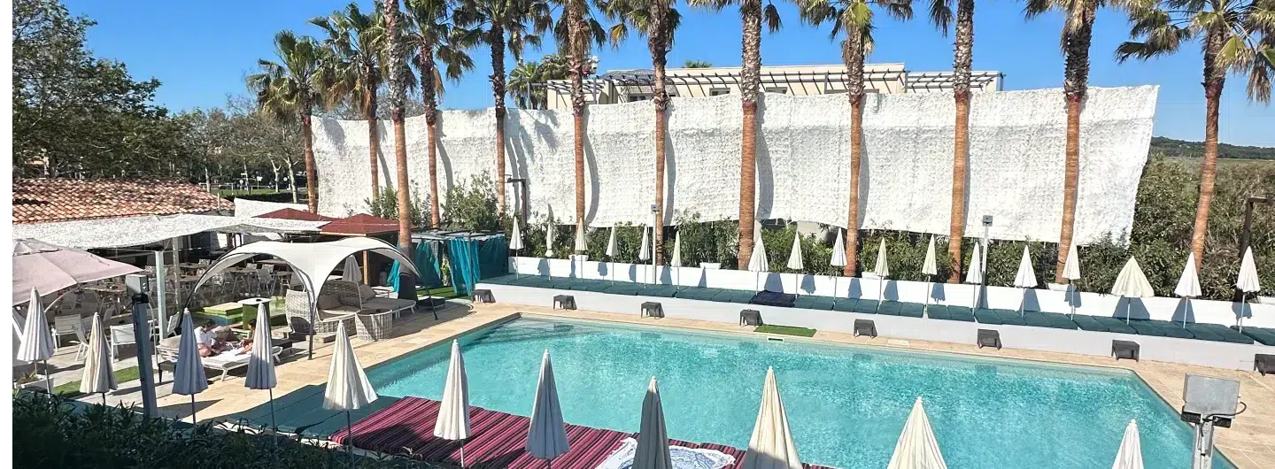 babylone-pool-opening-erotravel